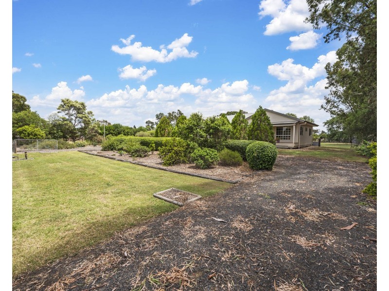 38 Sandalwood Avenue, Dalby QLD 4405