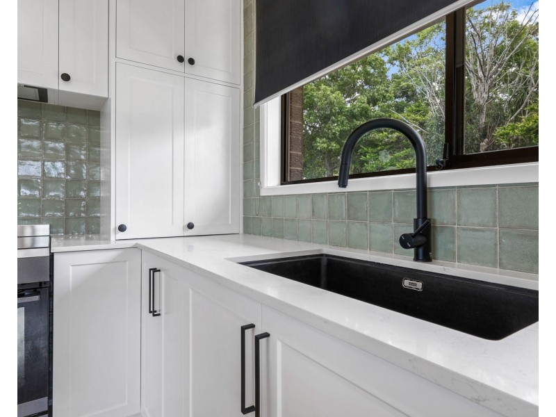 13 Vera Drive, Top Camp QLD 4350