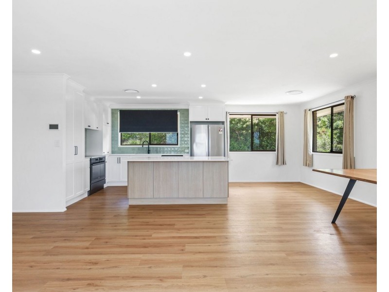 13 Vera Drive, Top Camp QLD 4350