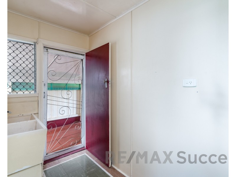 6 Corser Street, Centenary Heights QLD 4350