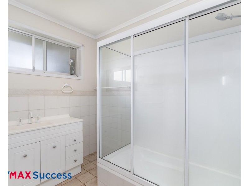 31 Boyett Street, Centenary Heights QLD 4350