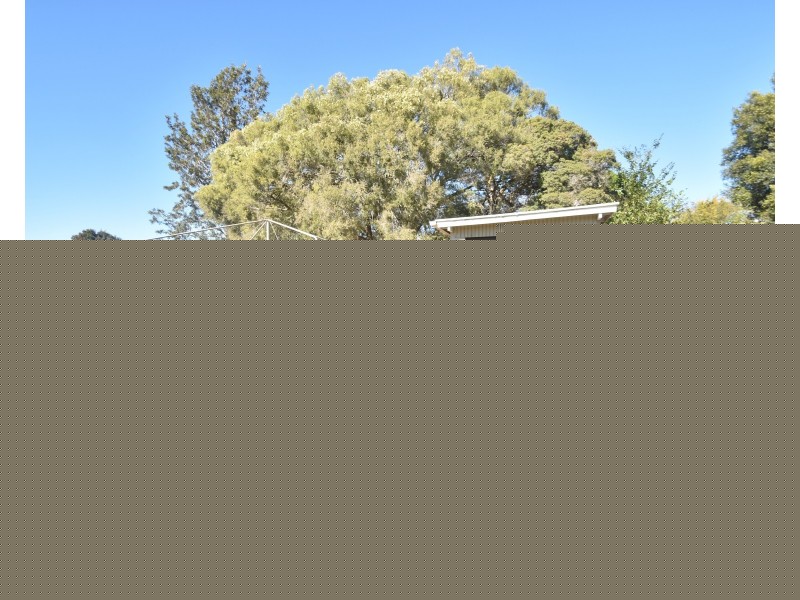 10 Dunne Street, Harristown QLD 4350