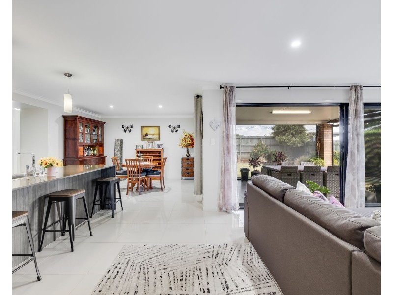 39 Pugh Street, Middle Ridge QLD 4350