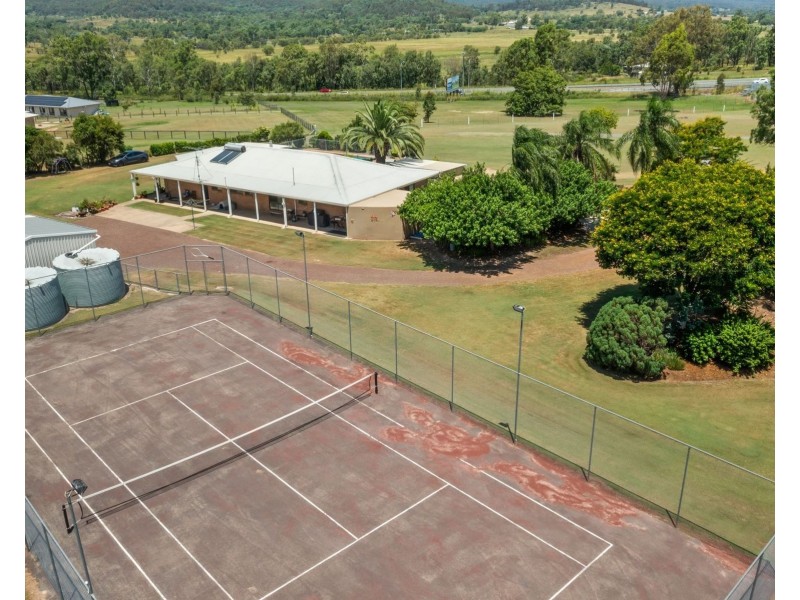 2D Fairway Drive, Hatton Vale QLD 4341