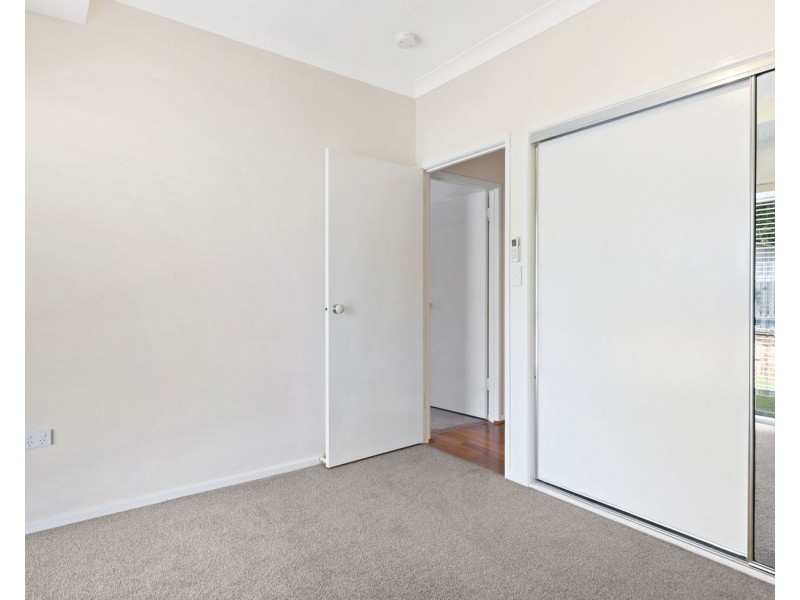 1 Luxford Street, Kearneys Spring QLD 4350