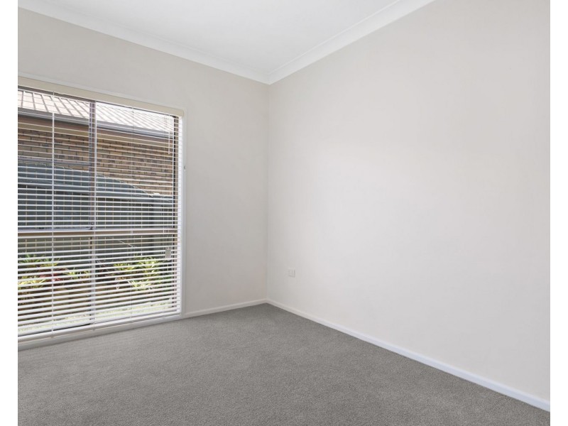 1 Luxford Street, Kearneys Spring QLD 4350