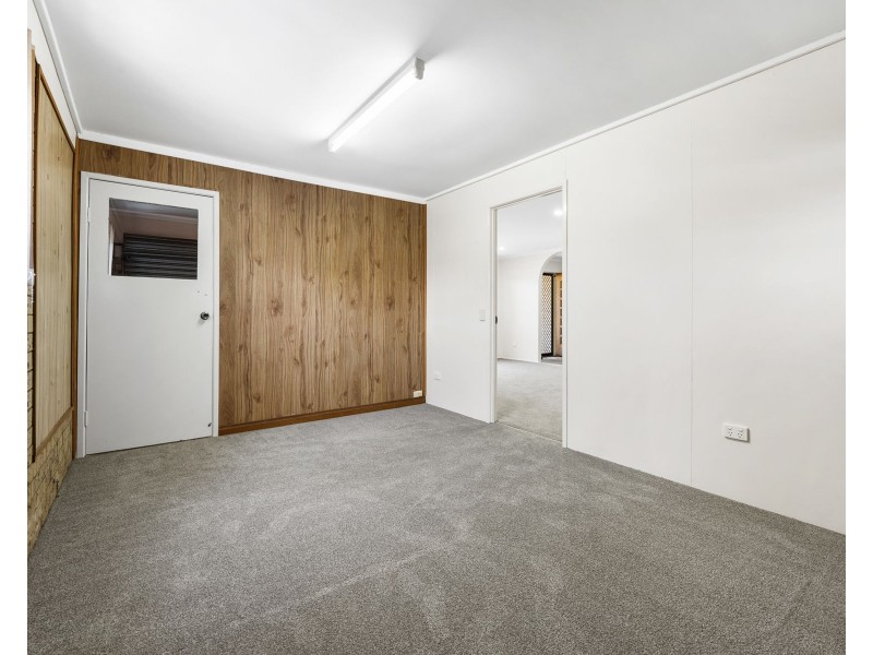 34 Orchid Street, Centenary Heights QLD 4350