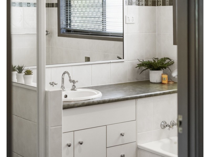 34 Orchid Street, Centenary Heights QLD 4350