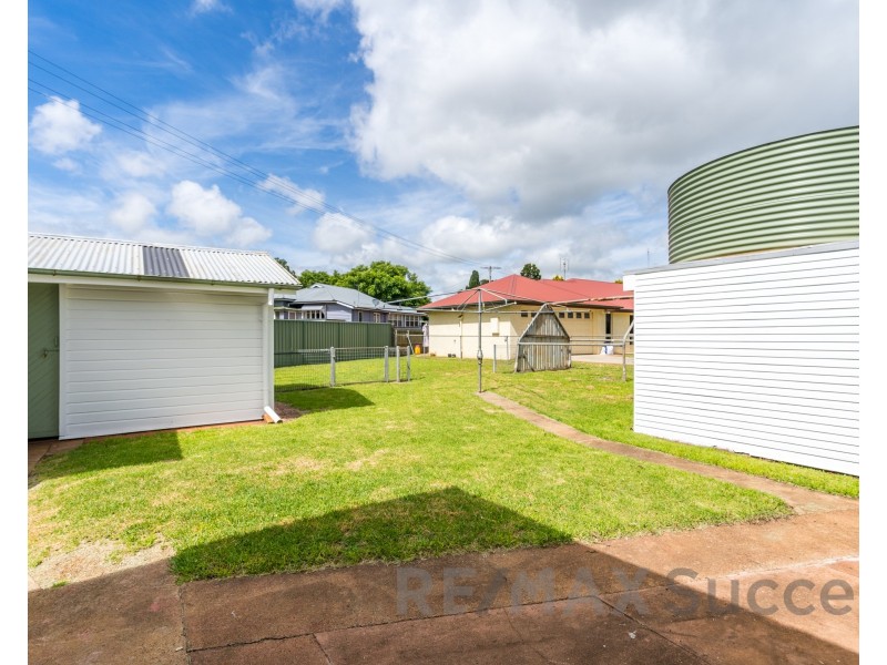 116 Hill Street, Newtown QLD 4350
