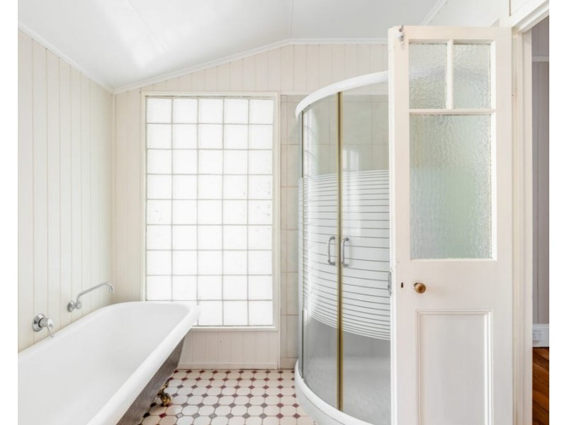 60 Herries Street, East Toowoomba QLD 4350