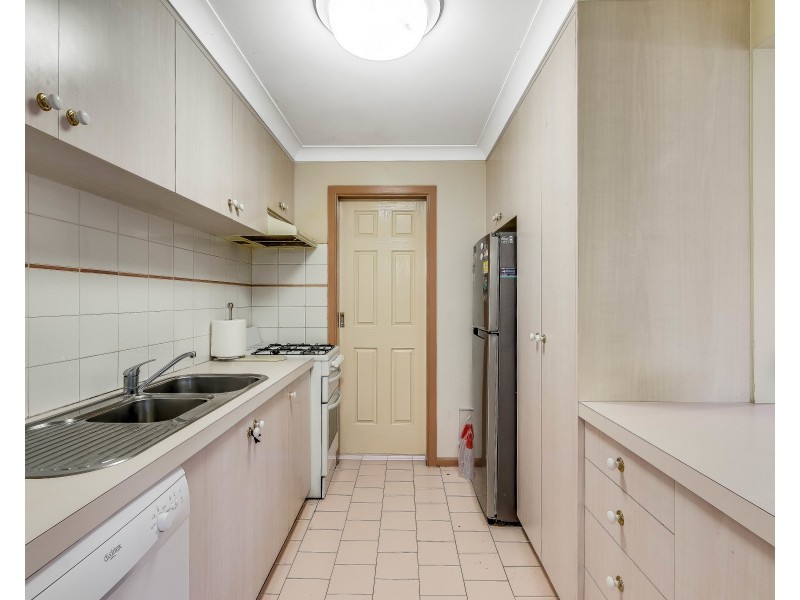 4/9 Danica Court, Kearneys Spring QLD 4350