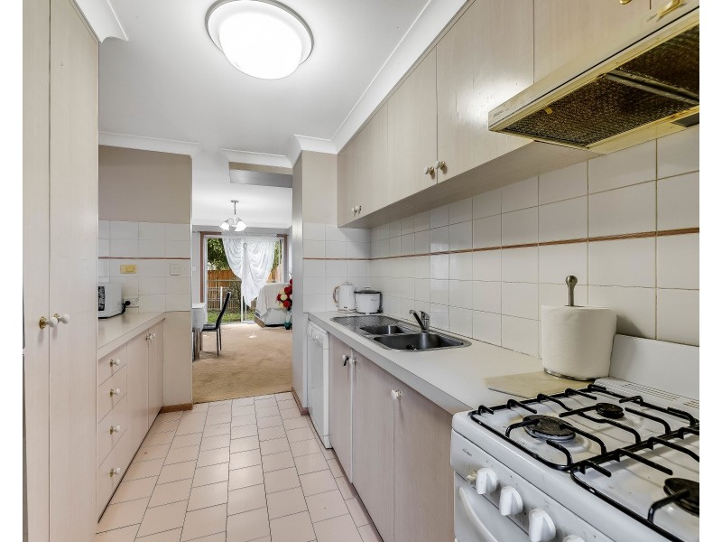 4/9 Danica Court, Kearneys Spring QLD 4350