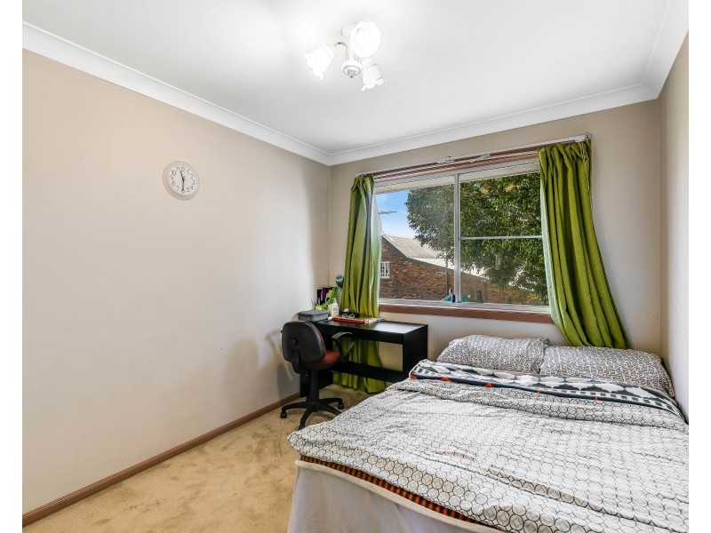 4/9 Danica Court, Kearneys Spring QLD 4350
