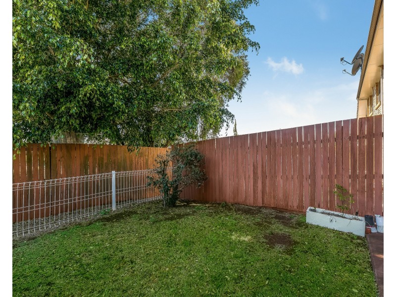 4/9 Danica Court, Kearneys Spring QLD 4350