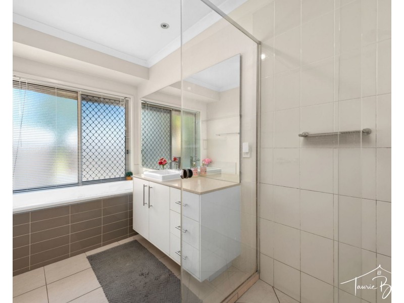 11 Jacklin Drive, Glenore Grove QLD 4342