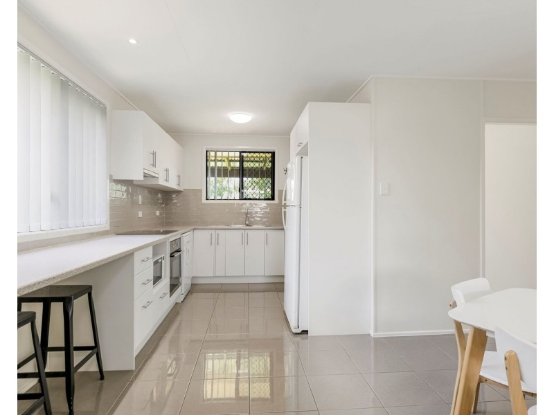 4 Englart Street, Wilsonton QLD 4350