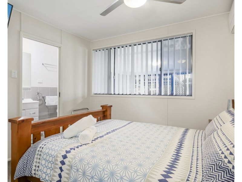 4 Englart Street, Wilsonton QLD 4350