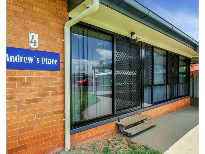 4 Englart Street, Wilsonton QLD 4350