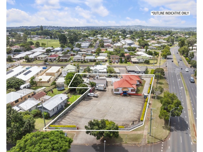 127-129 Anzac Avenue, Newtown QLD 4350