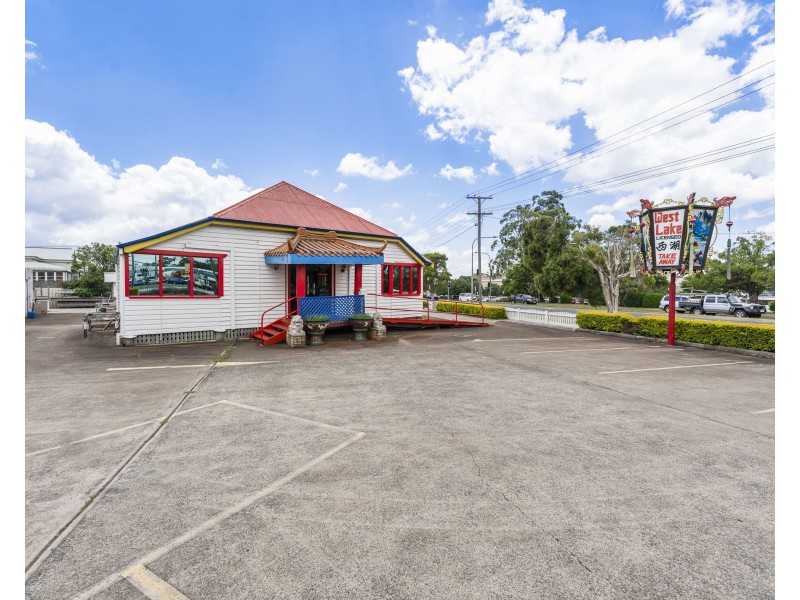 127-129 Anzac Avenue, Newtown QLD 4350