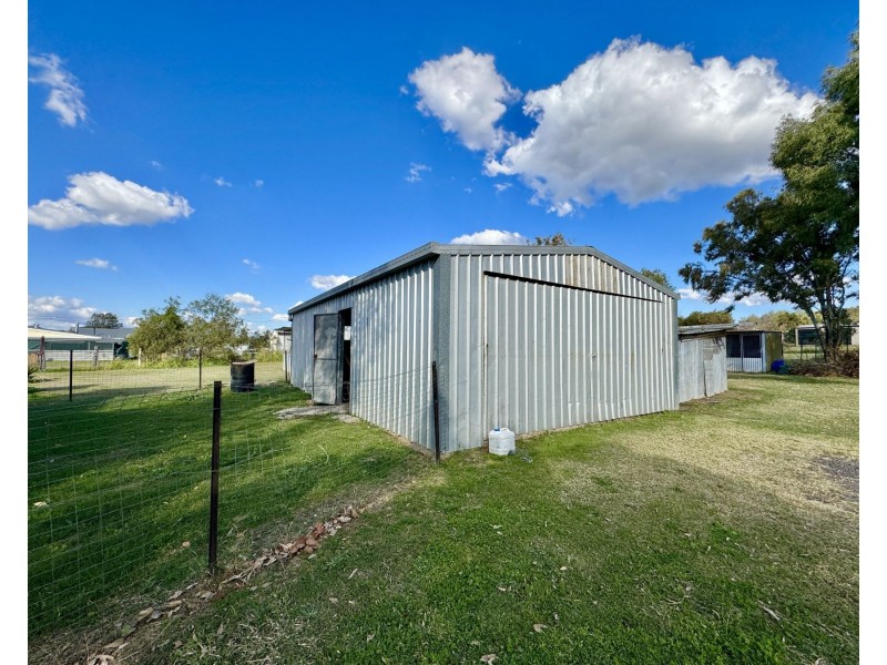 40 Zischke Road, Plainland QLD 4341