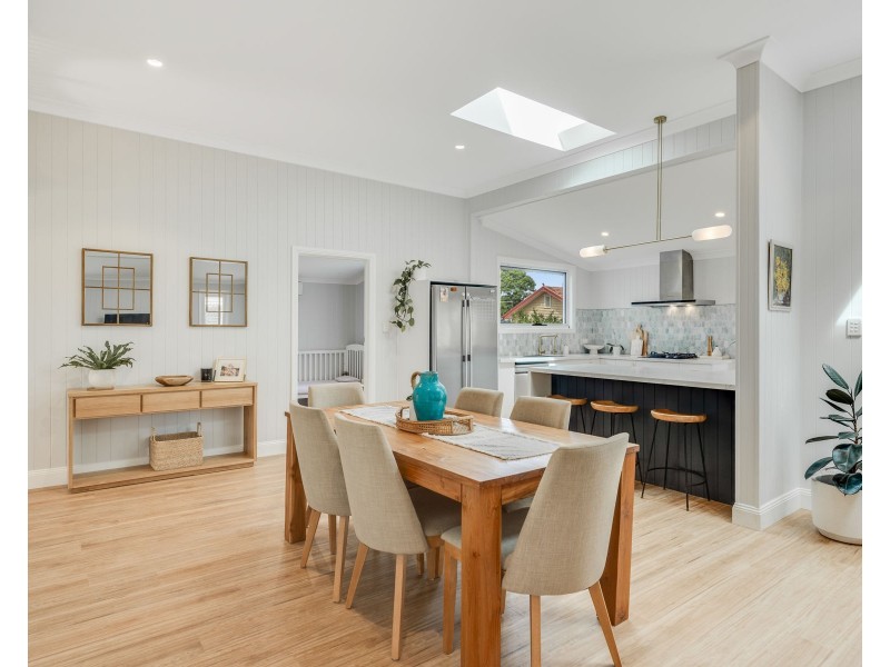 12 Henderson Street, Newtown QLD 4350
