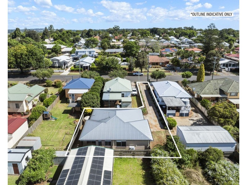97b Taylor Street, Newtown QLD 4350