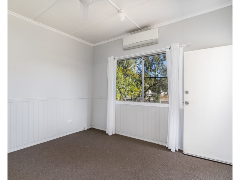 41 Desmond Lane, Oakey QLD 4401