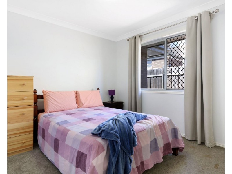 33 Sweeney Street, Kearneys Spring QLD 4350