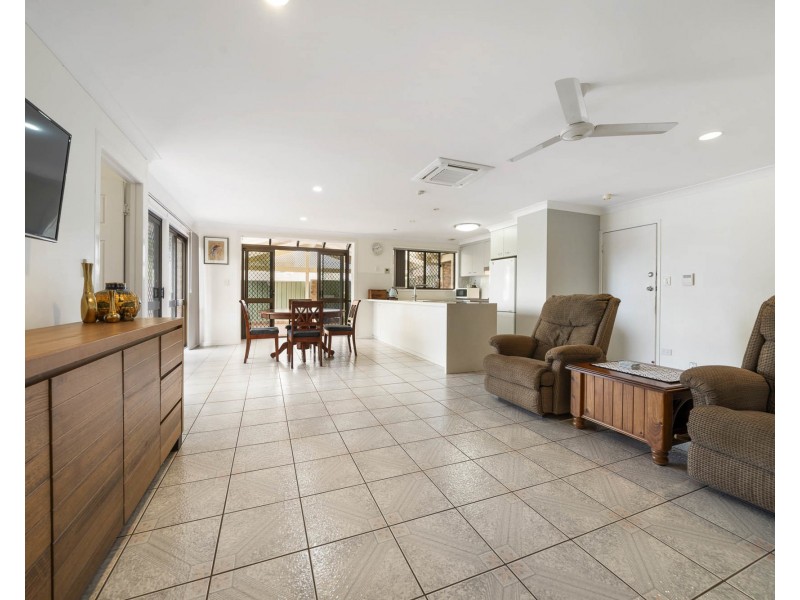 26 Wiemers Crescent, Centenary Heights QLD 4350