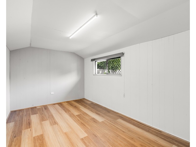 220 Bridge Street, Newtown QLD 4350