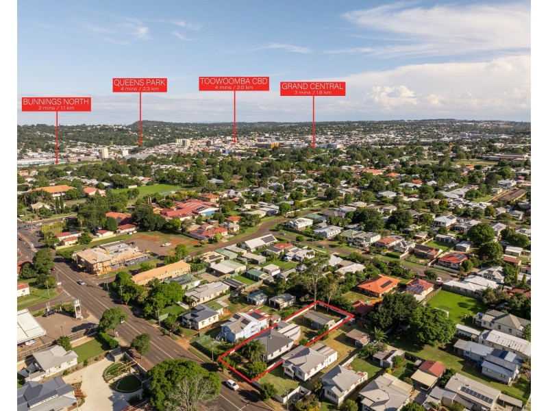 220 Bridge Street, Newtown QLD 4350