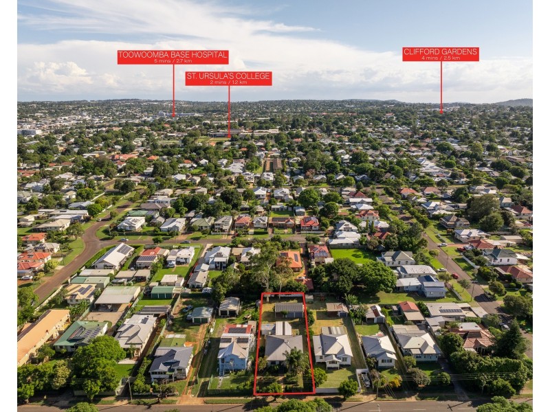 220 Bridge Street, Newtown QLD 4350
