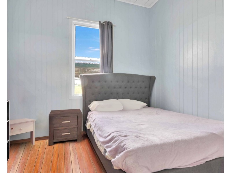 2 Pratten Street, Warwick QLD 4370