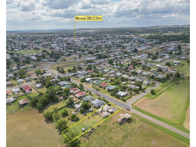 2 Pratten Street, Warwick QLD 4370