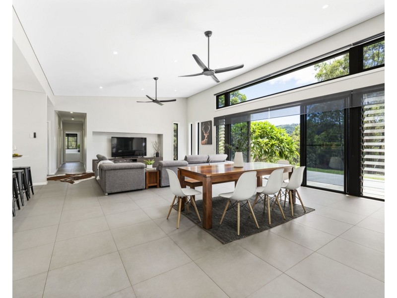 11/81 Tabletop Drive, Withcott QLD 4352