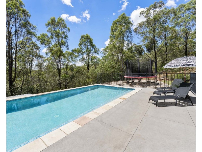 11/81 Tabletop Drive, Withcott QLD 4352