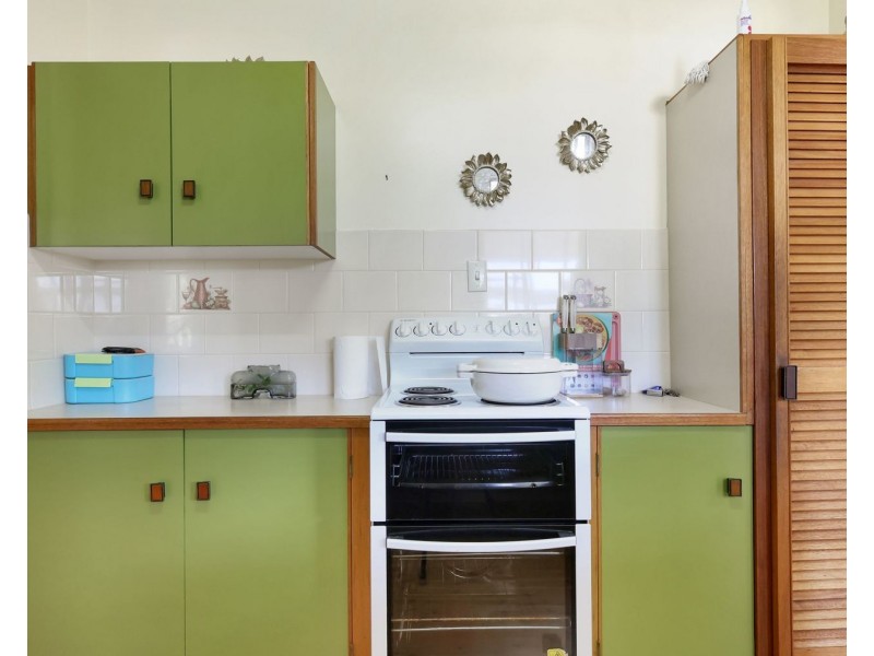 72 Debra Street, Centenary Heights QLD 4350