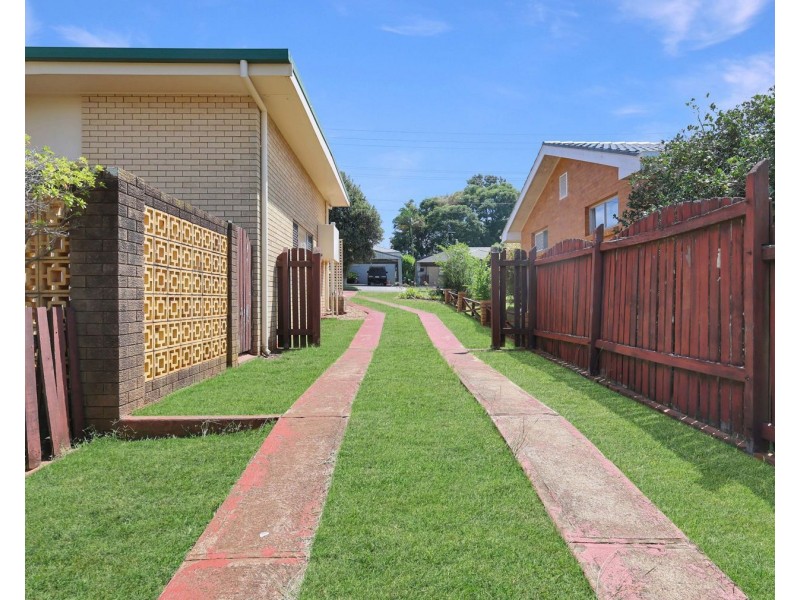 72 Debra Street, Centenary Heights QLD 4350