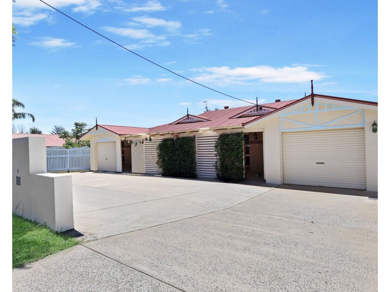 2/416 West Street, Kearneys Spring QLD 4350