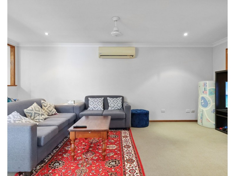 2/416 West Street, Kearneys Spring QLD 4350