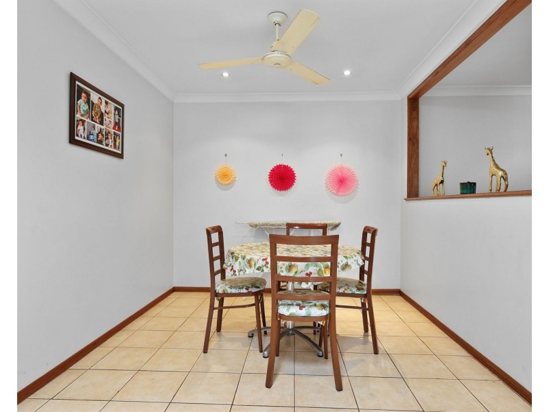2/416 West Street, Kearneys Spring QLD 4350