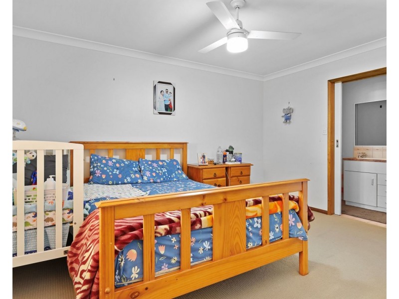 2/416 West Street, Kearneys Spring QLD 4350