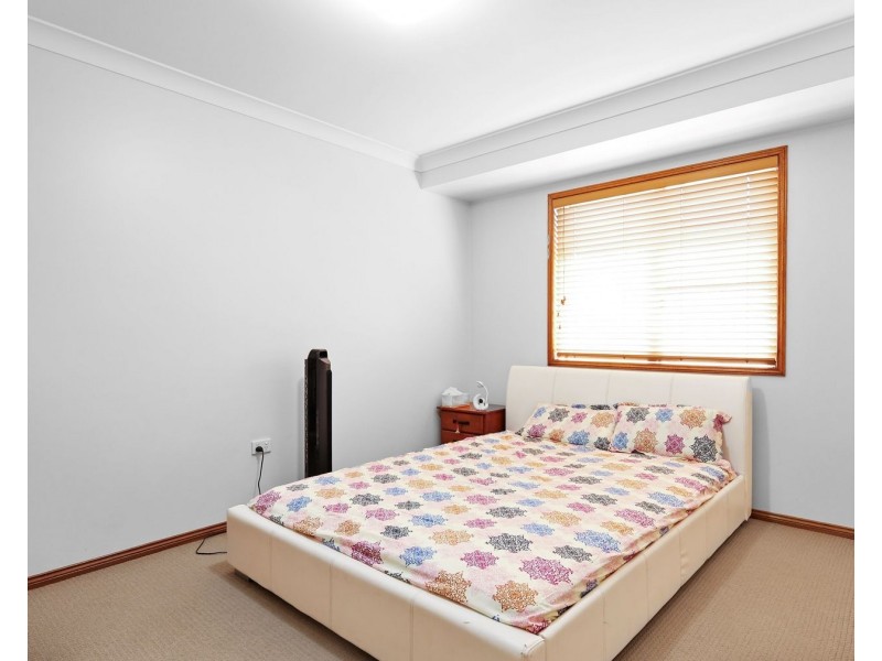 2/416 West Street, Kearneys Spring QLD 4350