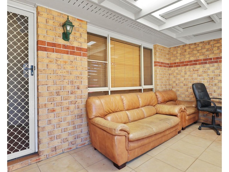 2/416 West Street, Kearneys Spring QLD 4350