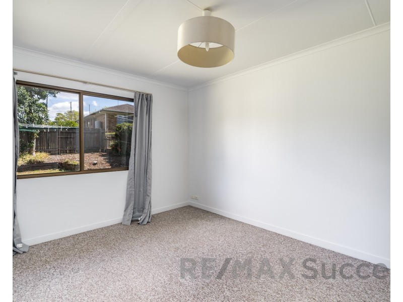 15 Claire Street, Centenary Heights QLD 4350