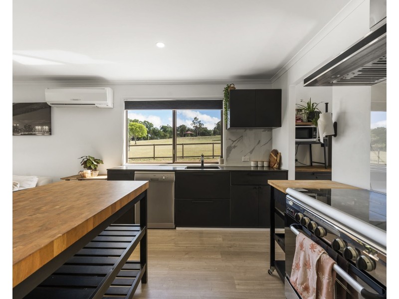 38 Goombungee-Meringandan Road, Meringandan West QLD 4352