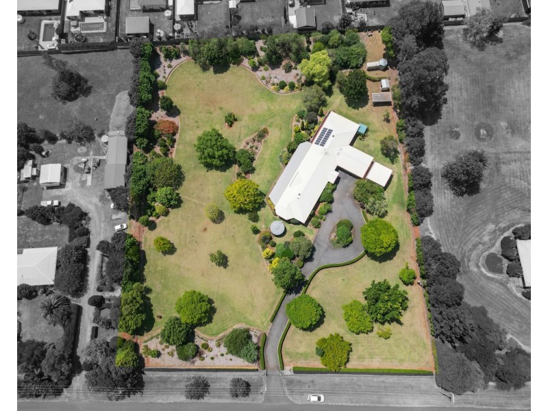 14 Bowtell Drive, Highfields QLD 4352