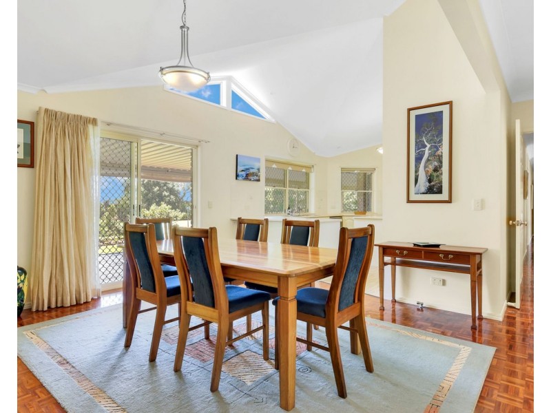 14 Bowtell Drive, Highfields QLD 4352