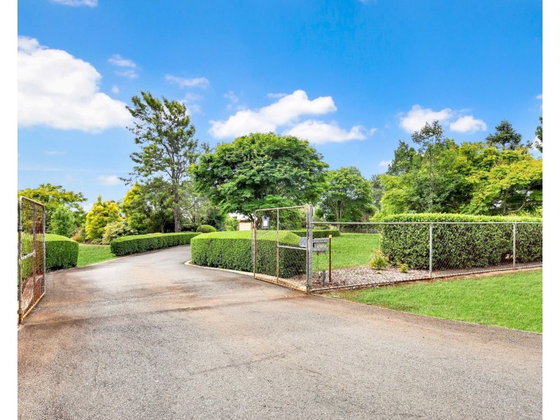 14 Bowtell Drive, Highfields QLD 4352